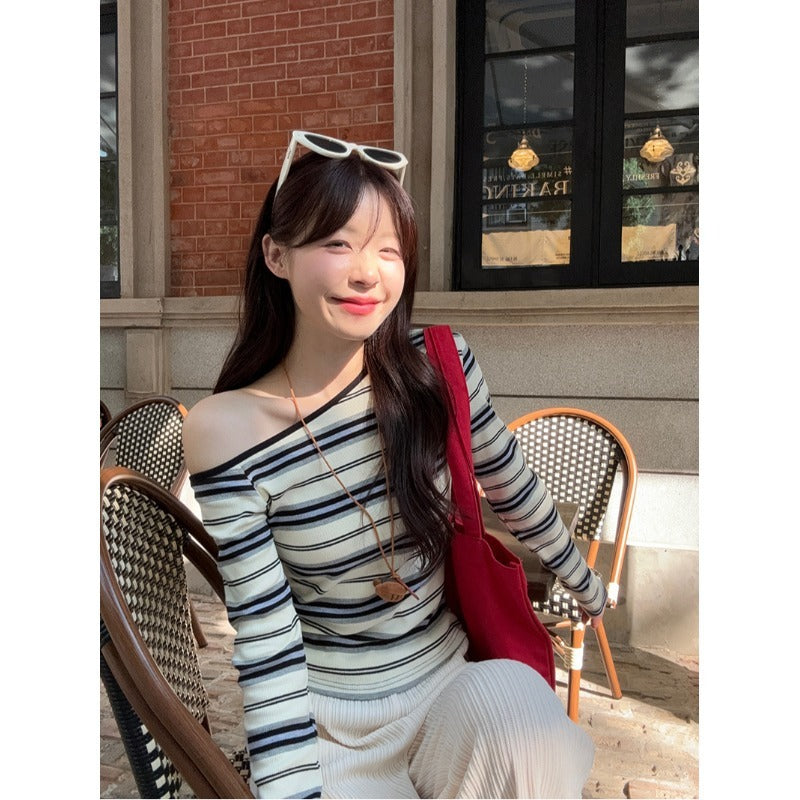 Women's Contrast Striped Long-sleeved T-shirt Oblique Shoulder Tops