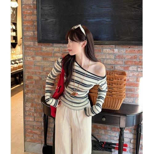 Women's Contrast Striped Long-sleeved T-shirt Oblique Shoulder Tops